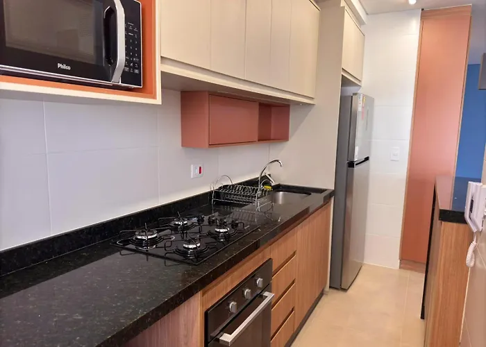 Apartamento Novo com 2 Suítes na Praia das Toninhas Ubatuba
